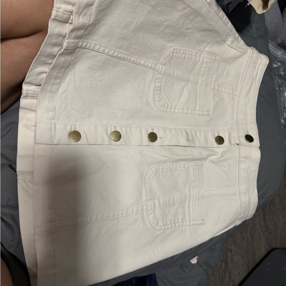 H&M Cream Button-Front Skirt